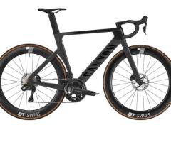 2024 Canyon Aeroad CF SLX 8 Di2 Road Bike (KINGCYCLESPORT)